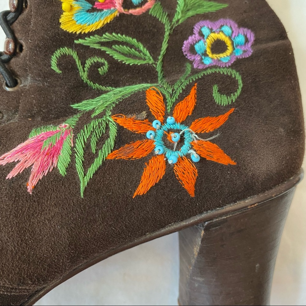 Vintage 70s Jerry Edouard Embroidered Knee High Lace Up Boots, 7B - Picture 13 of 16